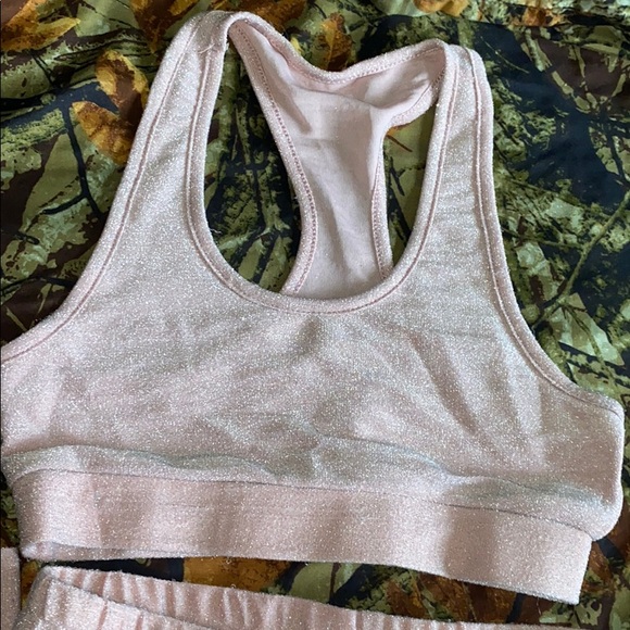 Femme Luxe 2 piece - Picture 3 of 5